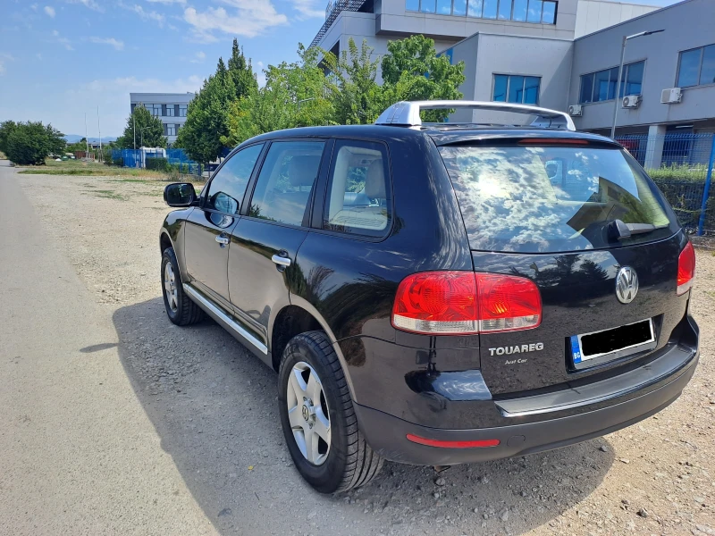 VW Touareg 2.5TDI, снимка 3 - Автомобили и джипове - 49263274