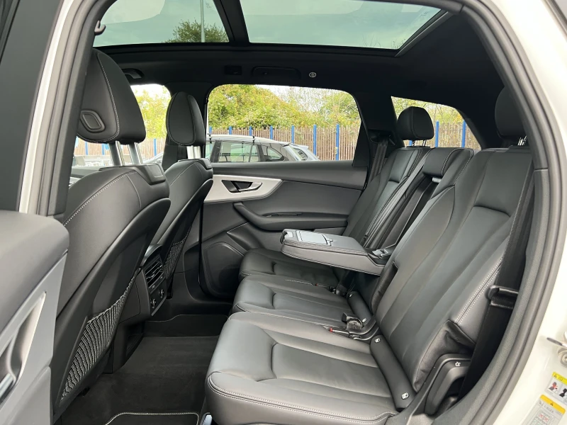 Audi Q7 45 TDI/S-LINE/BLACK OPTIC/7-МЕСТЕН/PANO/KEYLESS/, снимка 15 - Автомобили и джипове - 51963946