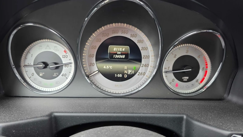 Mercedes-Benz GLK * 250 BlueTEC * CARFAX * БЕЗ ПЪРВОНАЧАЛНА ВНОСКА, снимка 8 - Автомобили и джипове - 53203792