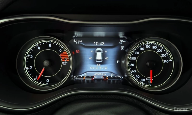 Jeep Cherokee, снимка 8 - Автомобили и джипове - 53327170