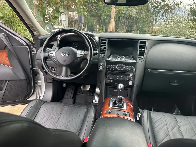 Infiniti QX70, снимка 10 - Автомобили и джипове - 53497029