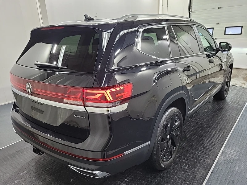 VW Atlas 2.0T SEL 4MOTION, снимка 3 - Автомобили и джипове - 53564475