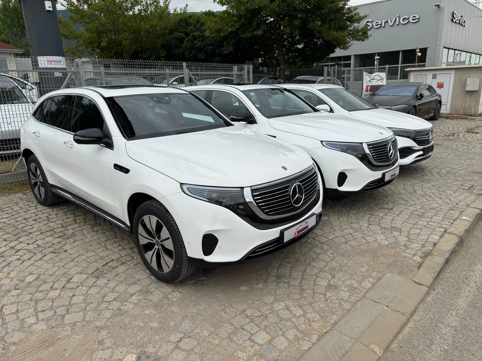 Mercedes-Benz EQC 400/AMG styling/4MATIC/HeadUP/NAVI/PANO/Full !!! - изображение 6