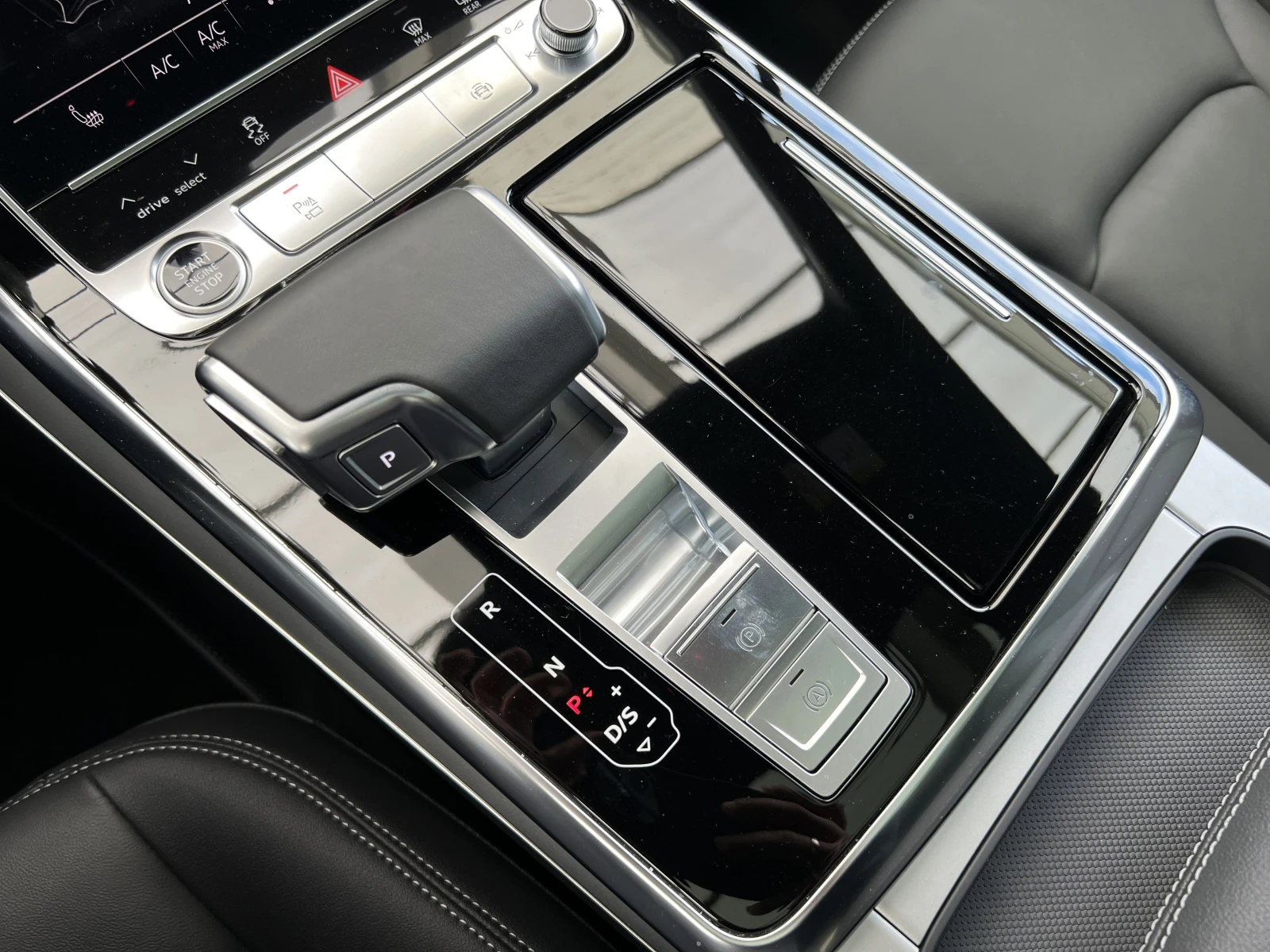 Audi Q7 45 TDI/S-LINE/BLACK OPTIC/7-/PANO/KEYLESS/ | Mobile.bg   13