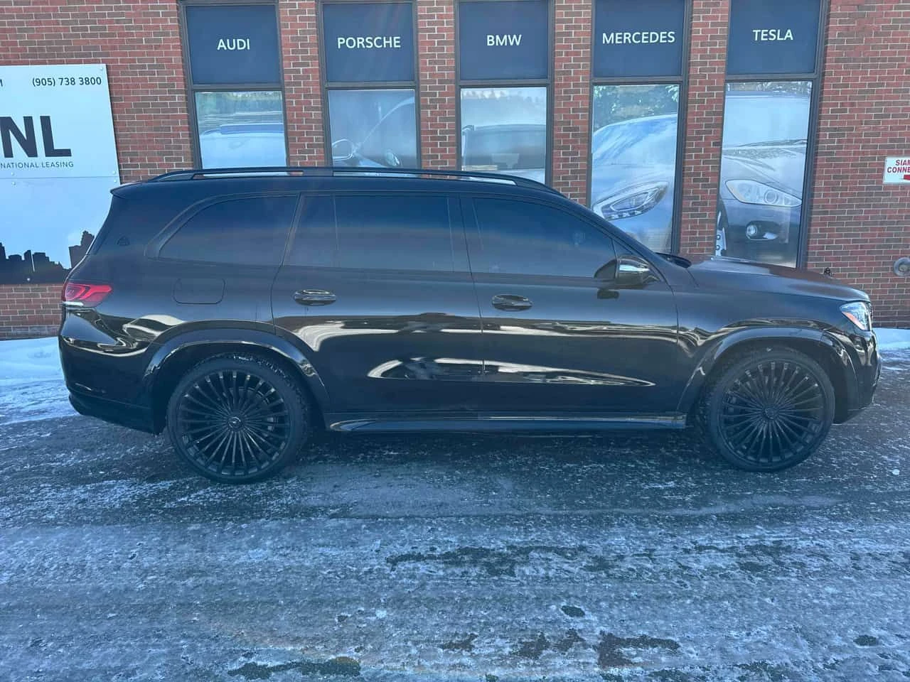 Mercedes-Benz GLS * Maybach 600 * PANO* KEYLESS* ПОДГРЕВ* ОБДУХВАНЕ* - изображение 3