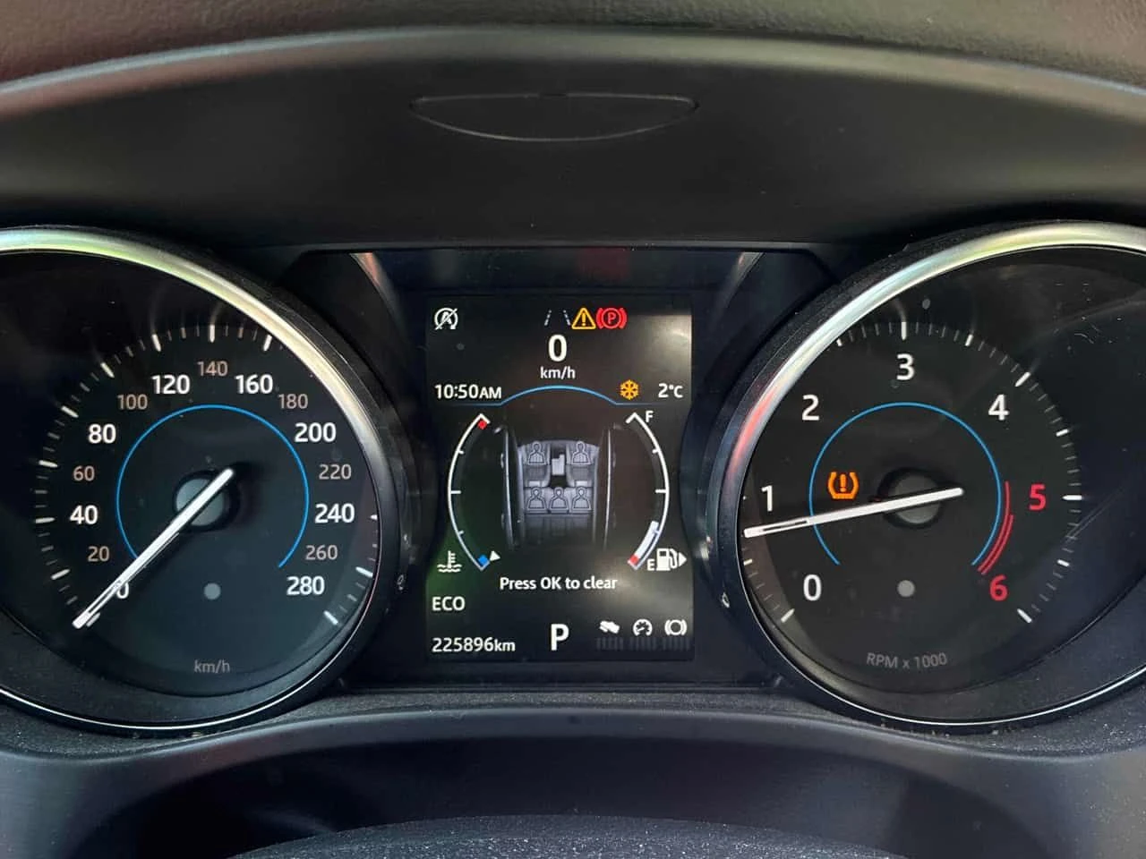 Jaguar F-PACE * R Sport * CARFAX * ���� �� �� | Mobile.bg � ����������� 7