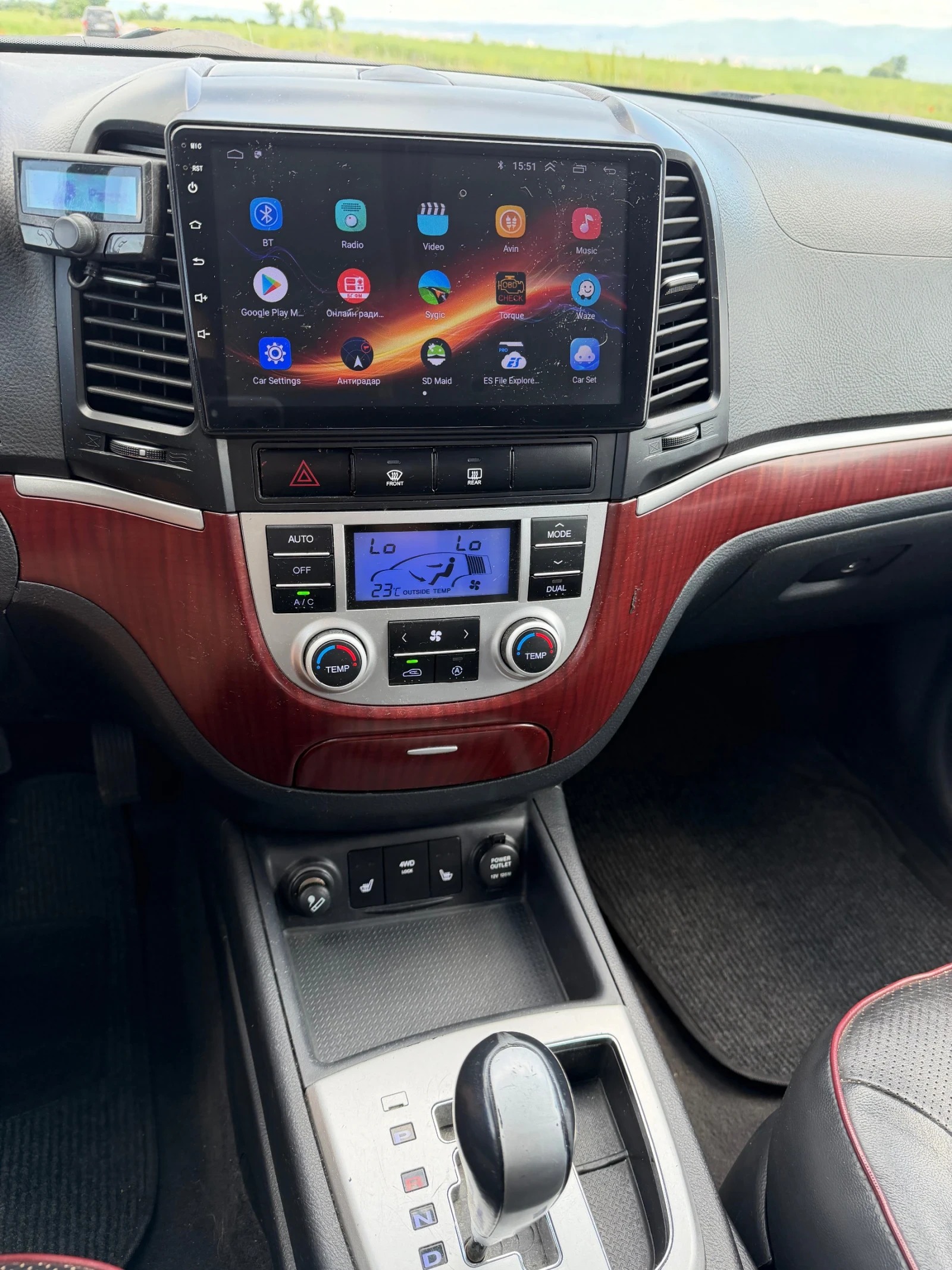 Hyundai Santa fe 2.2D Automatic Android Camera 4x4 Теглич, снимка 15 - Автомобили и джипове - 54912672