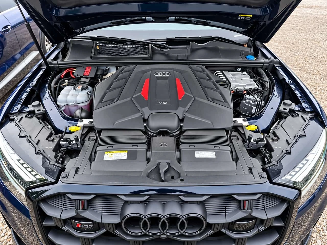 Audi SQ7 * 4.0 TFSI quattro * CARFAX * , снимка 11 - Автомобили и джипове - 56226167