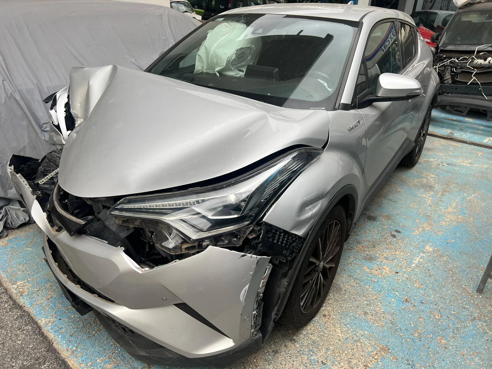 Toyota C-HR 1.8HYBRID LUXURY