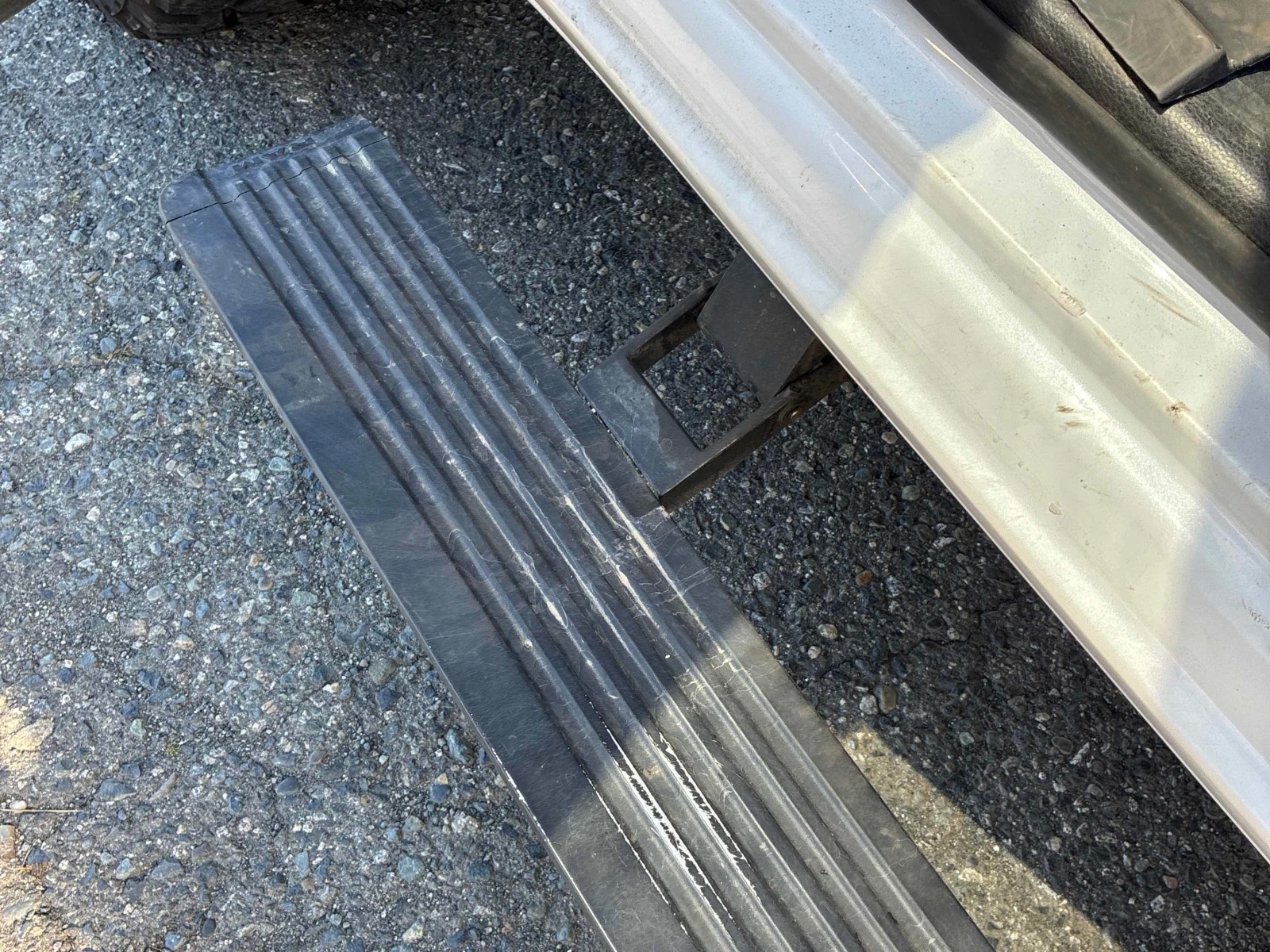 Dodge RAM 1500 Sport 4WD* �����* �������* Alpine Audio* ������* � | Mobile.bg � ����������� 15
