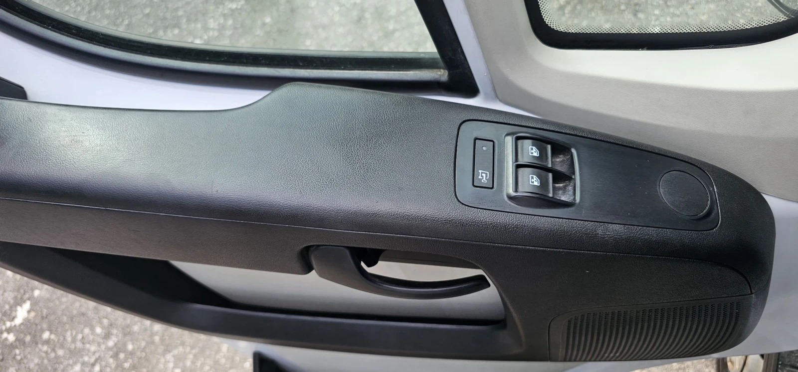 Fiat Ducato 2.3 MULTIJET 99000KM климатик , снимка 14 - Бусове и автобуси - 55189783