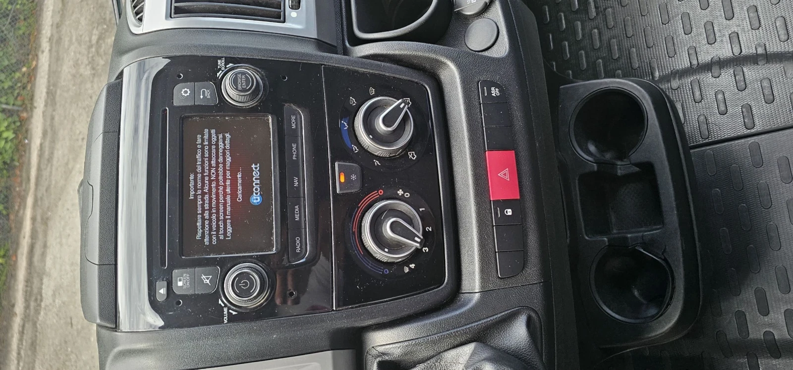 Fiat Ducato 2.3 MULTIJET 99000KM климатик , снимка 11 - Бусове и автобуси - 55189783