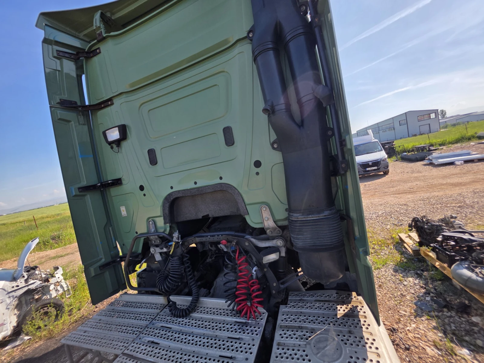 Mercedes-Benz Actros, снимка 16 - Камиони - 54868329