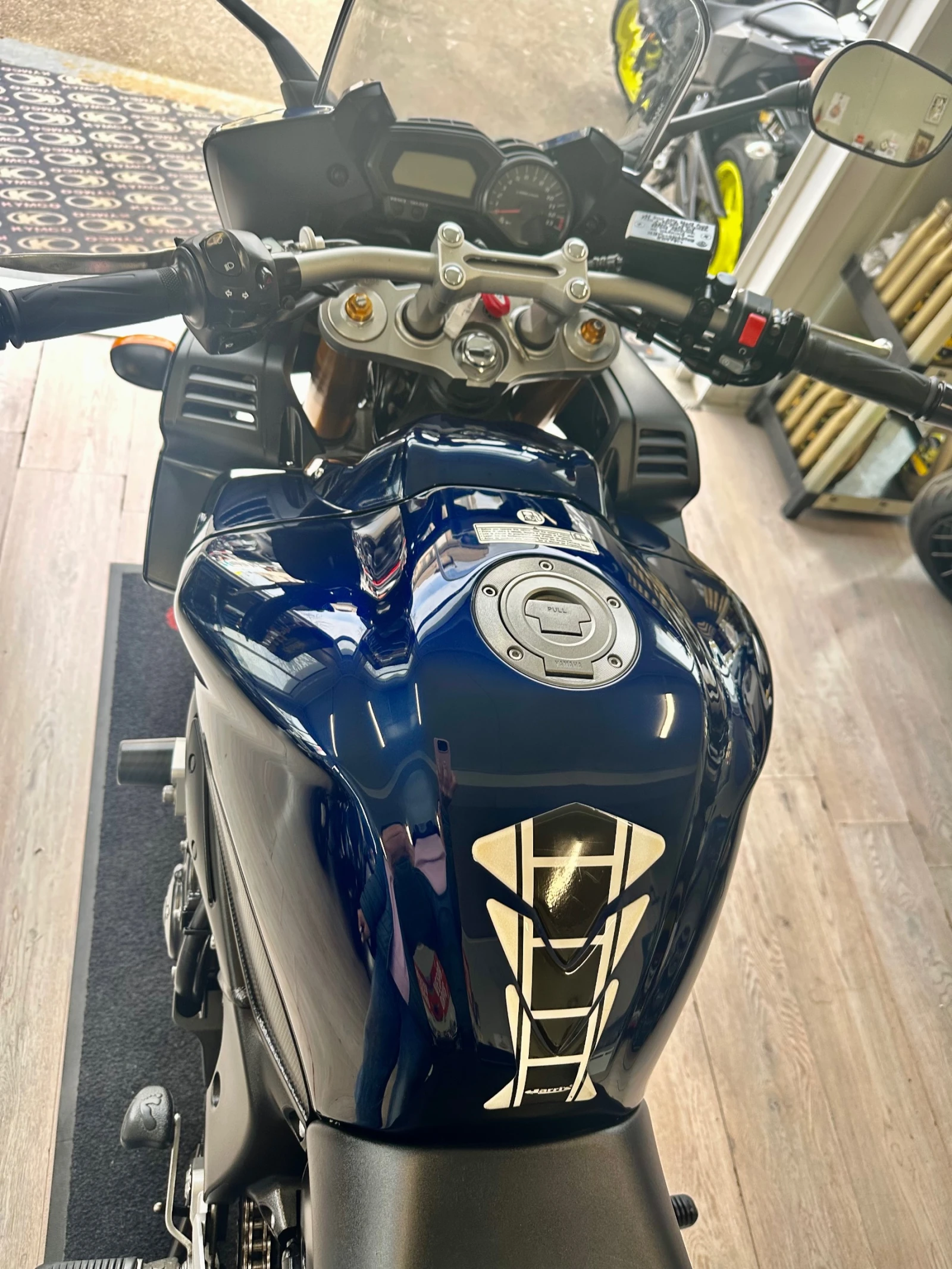 Yamaha Fazer 1000i 07.2007г., снимка 4 - Мотоциклети и мототехника - 54201645