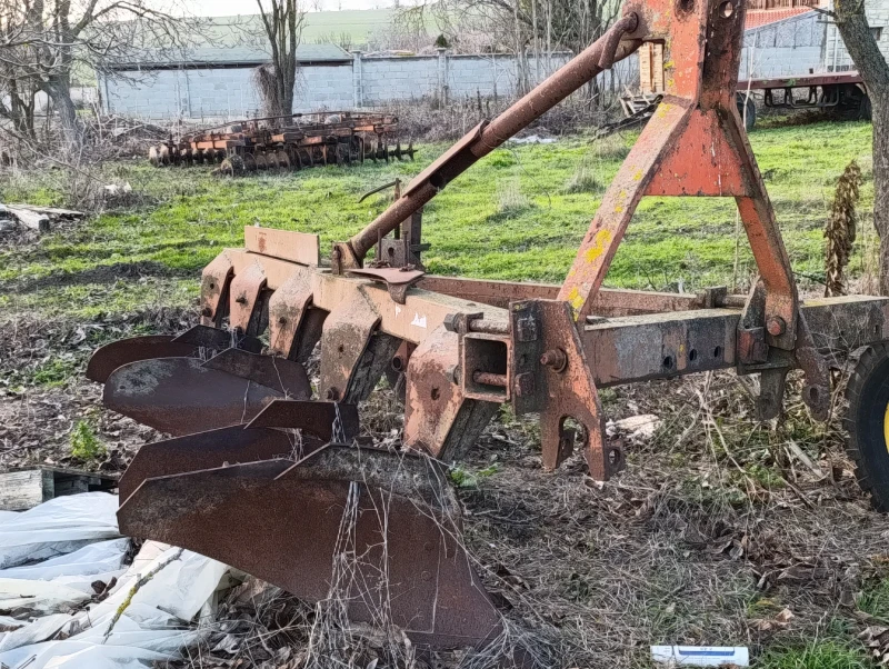 Плуг Друга марка