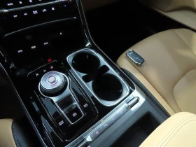 Kia Carnival 9-Seater Signature| 202к.с.| ВКЛ.ТЕХНОТЕСТ, снимка 10