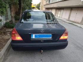 Mercedes-Benz C 180, снимка 4