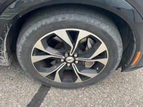 Ford Mustang Mach-E Premium CARFAX    | Mobile.bg    7