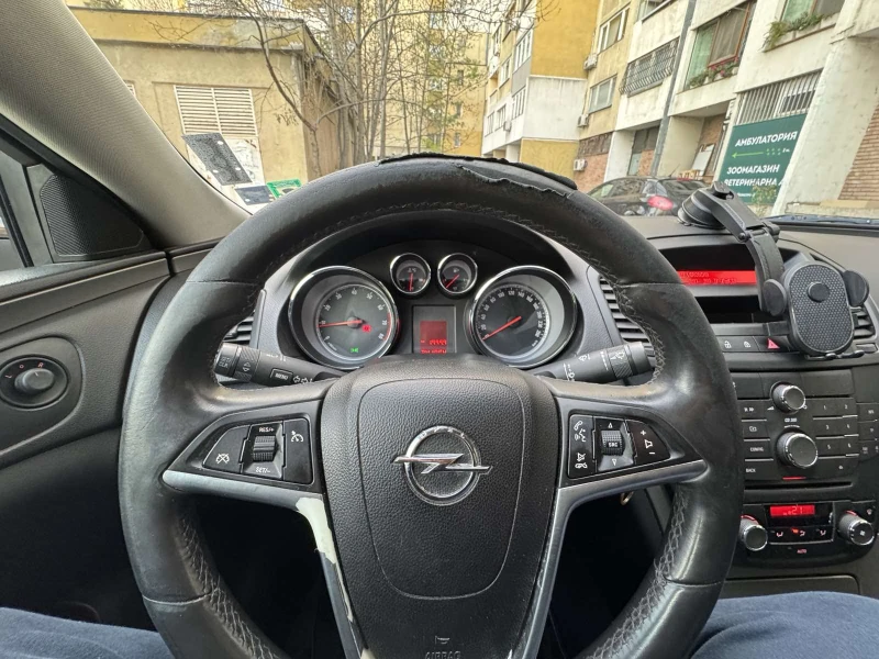 Opel Insignia, снимка 7 - Автомобили и джипове - 48110003