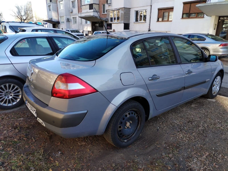 Renault Megane 2.0 134кс газова уредба , снимка 3 - Автомобили и джипове - 48630085