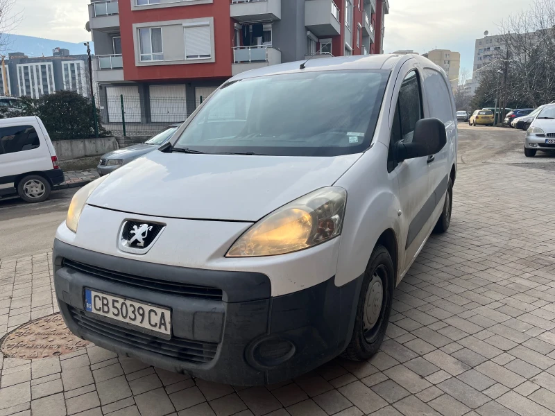 Peugeot Partner Дълга база, снимка 2 - Автомобили и джипове - 48836329