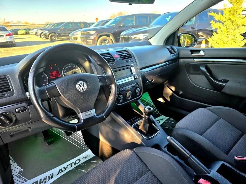 VW Golf 1.6I GT SPORT TOP , снимка 13 - Автомобили и джипове - 49251331