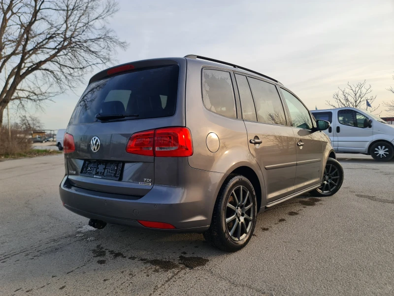 VW Touran FACE LIFT/R-LINE, снимка 4 - Автомобили и джипове - 49339448