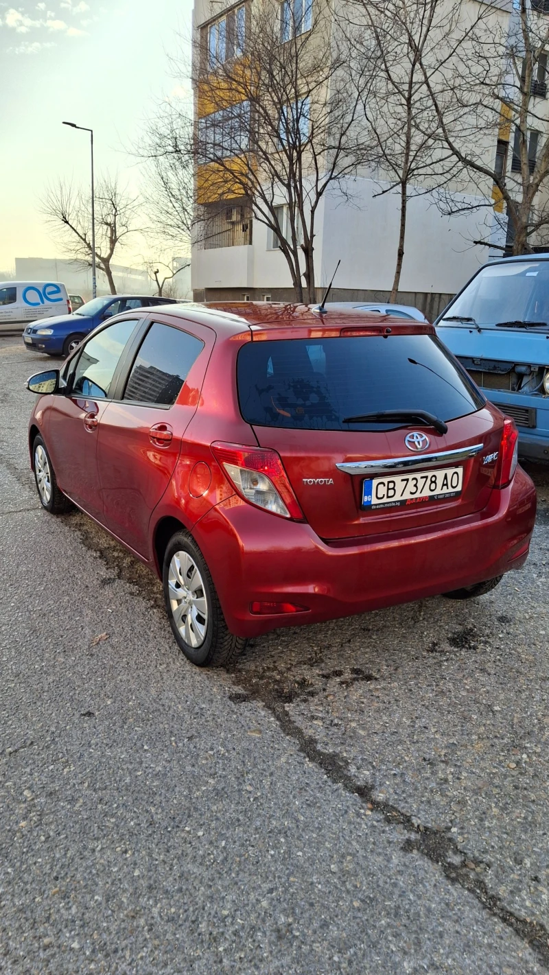 Toyota Yaris 2011, снимка 3 - Автомобили и джипове - 49448789