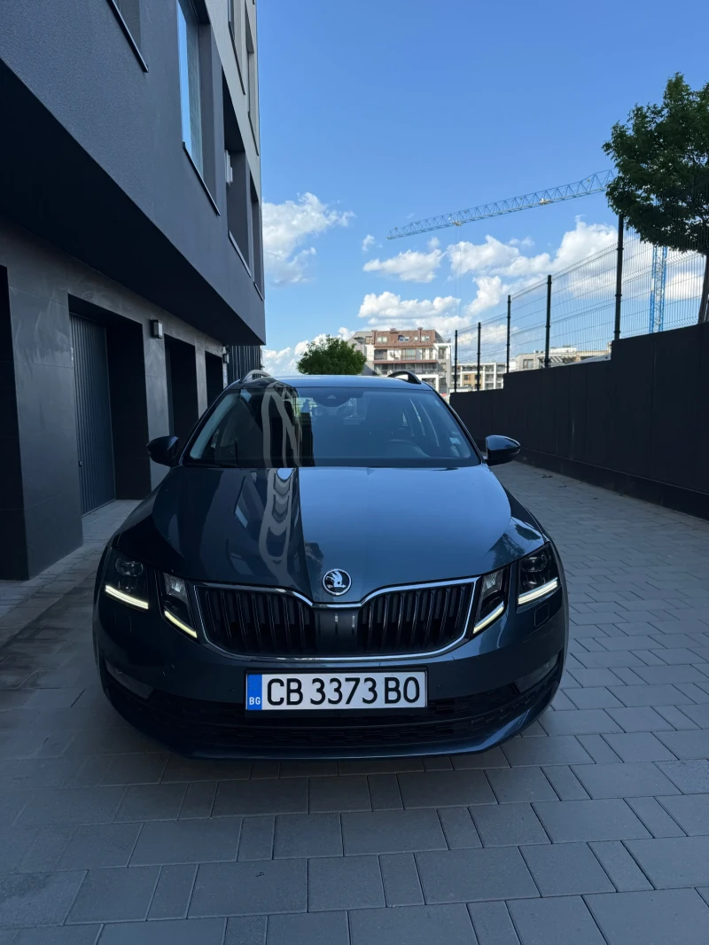 Skoda Octavia 1.5 G-Tec, снимка 3 - Автомобили и джипове - 50180996
