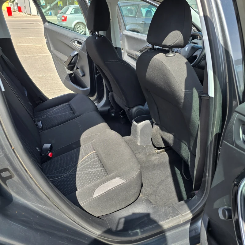 Peugeot 208 1.4 HDI, снимка 9 - Автомобили и джипове - 51631869