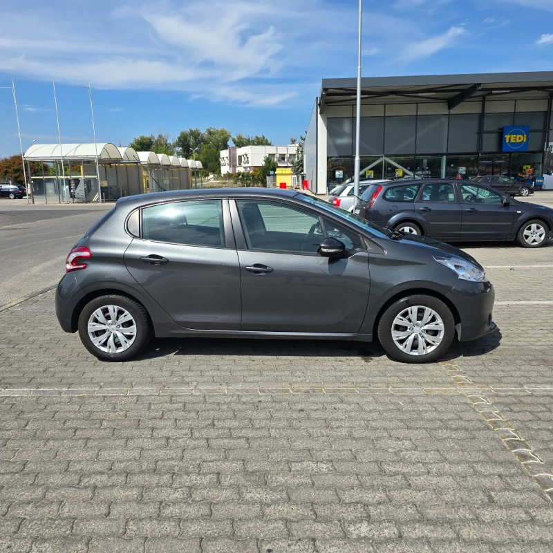 Peugeot 208 1.4 HDI, снимка 2 - Автомобили и джипове - 51631869