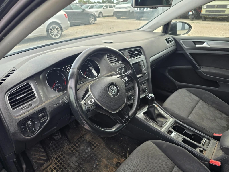 VW Golf 1.6TDI  EURO 5b ! ! НАВИГАЦИЯ, снимка 14 - Автомобили и джипове - 51934275
