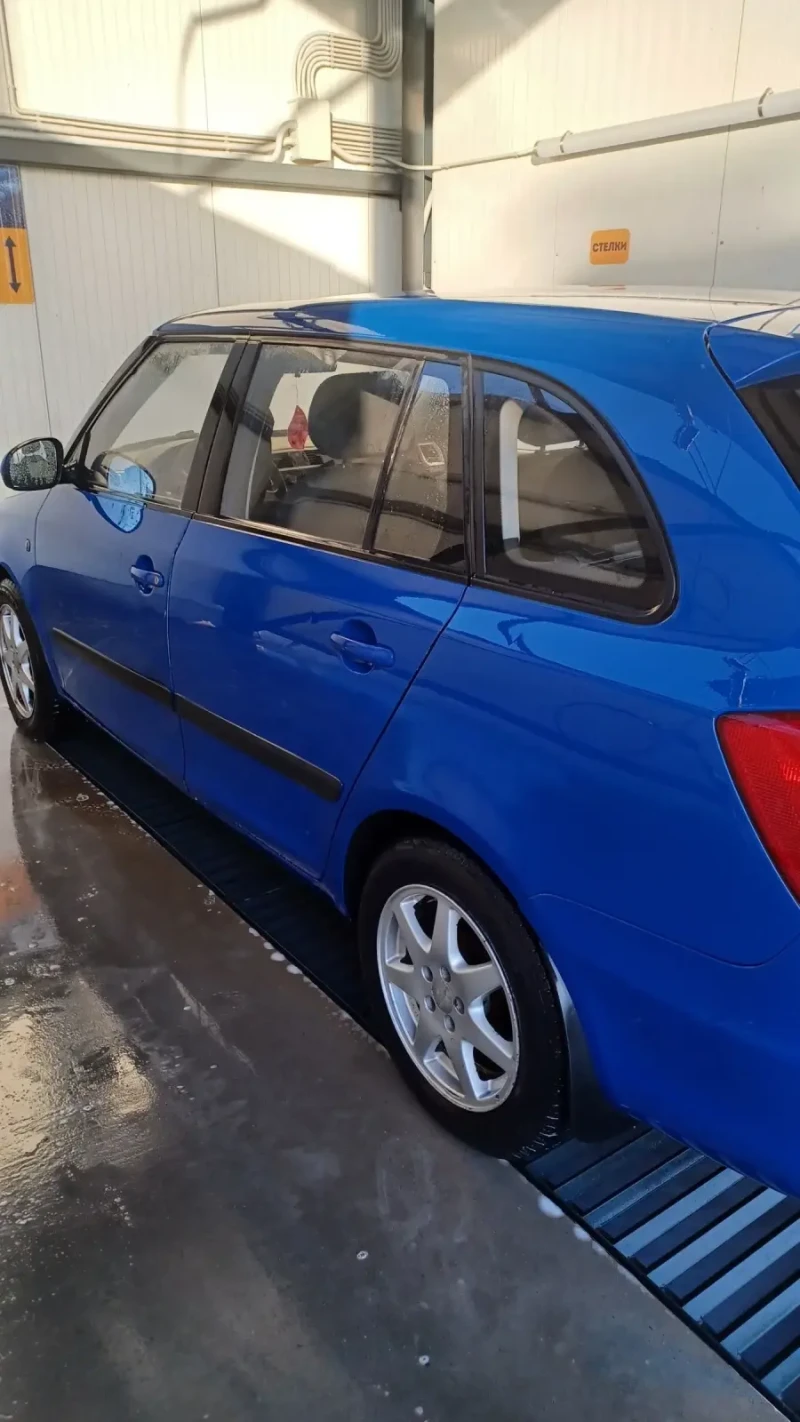 Skoda Fabia, снимка 2 - Автомобили и джипове - 52448706