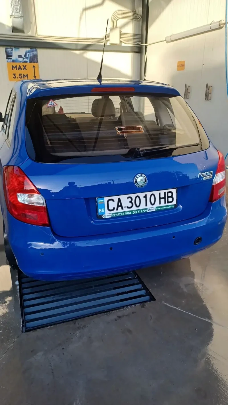 Skoda Fabia, снимка 3 - Автомобили и джипове - 52448706