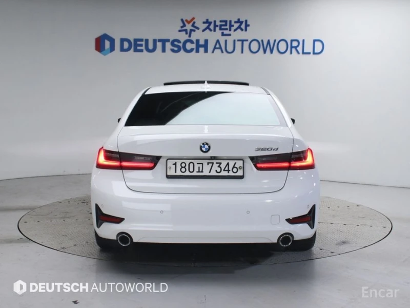 BMW 320, снимка 4 - Автомобили и джипове - 52903451