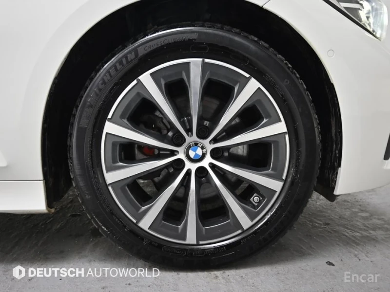 BMW 320, снимка 5 - Автомобили и джипове - 52903451