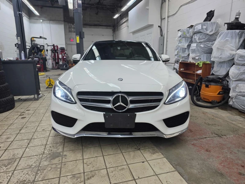 Mercedes-Benz C 300 * CARFAX * ПАНОРАМА* ДВА КЛЮЧА* , снимка 6 - Автомобили и джипове - 53236612