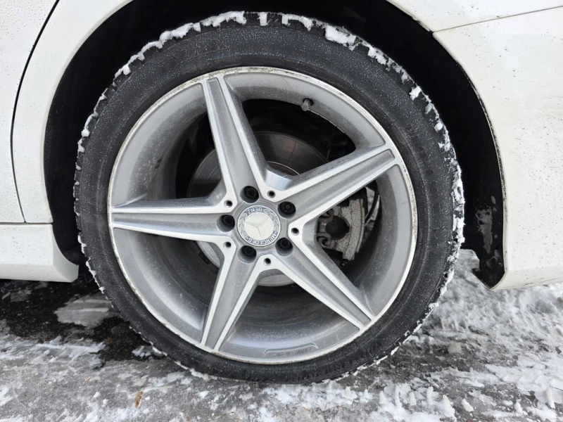 Mercedes-Benz C 300 * CARFAX * ПАНОРАМА* ДВА КЛЮЧА* , снимка 7 - Автомобили и джипове - 53236612