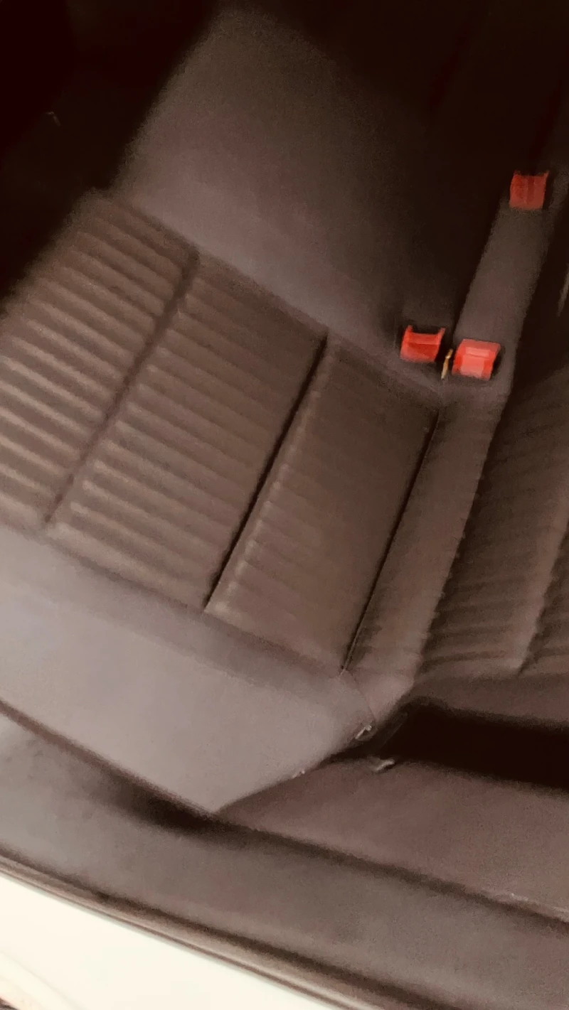 Audi A4 2.0 TDI, снимка 9 - Автомобили и джипове - 53390729