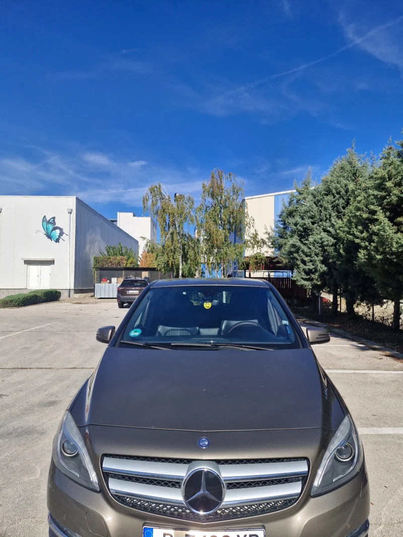 Mercedes-Benz B 220, снимка 11 - Автомобили и джипове - 53579181