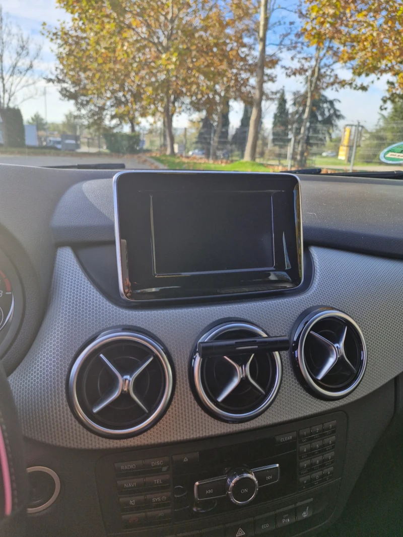 Mercedes-Benz B 220, снимка 8 - Автомобили и джипове - 53579181