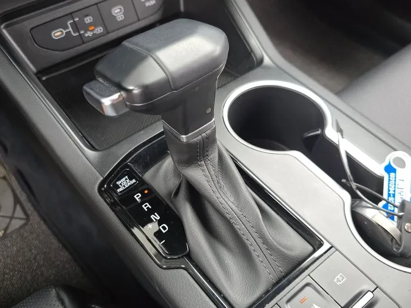 Kia K5 2.0 Lpi Trendy, снимка 9 - Автомобили и джипове - 55739168