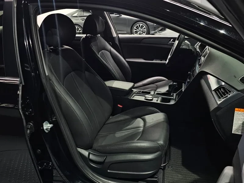 Hyundai Sonata 2.0 HEV, снимка 10 - Автомобили и джипове - 56384073