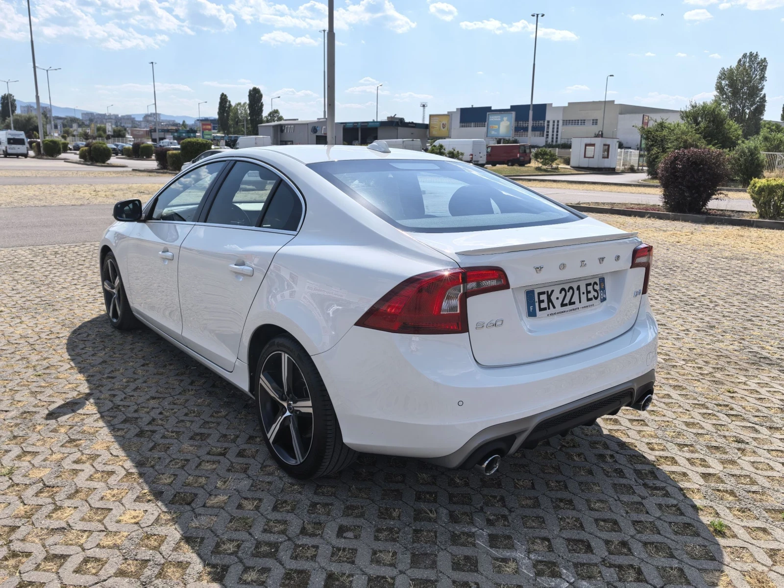 Volvo S60 R-Design 2.0D4 190hp 02.2017г. - изображение 6