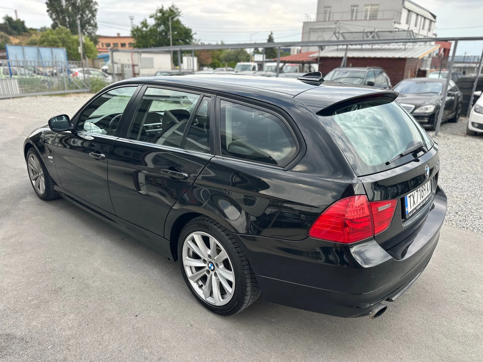BMW 320 d X-drive Facelifr - изображение 3
