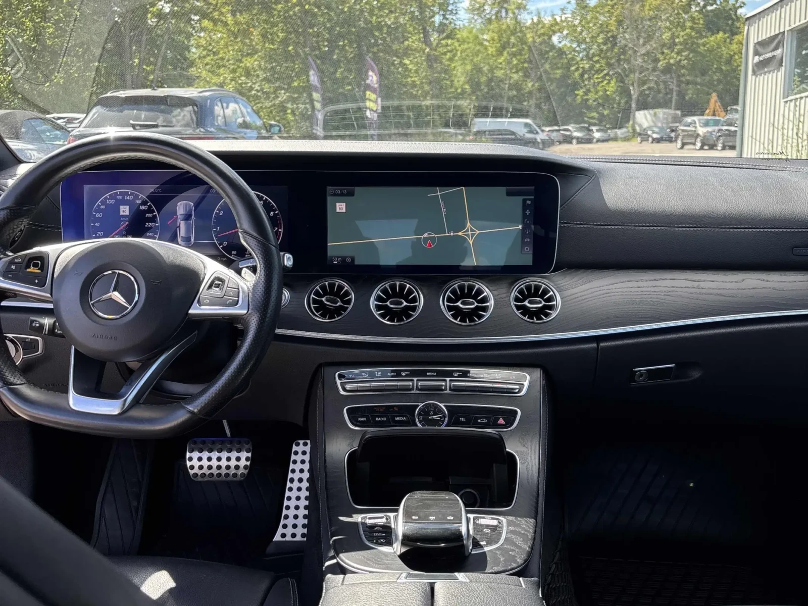 Mercedes-Benz E 400 * CARFAX* АВТОФИНАНСИРАНЕ*  - изображение 6
