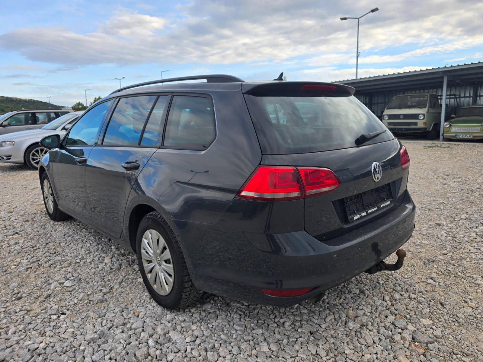 VW Golf 1.6TDI  EURO 5b ! !  | Mobile.bg   3