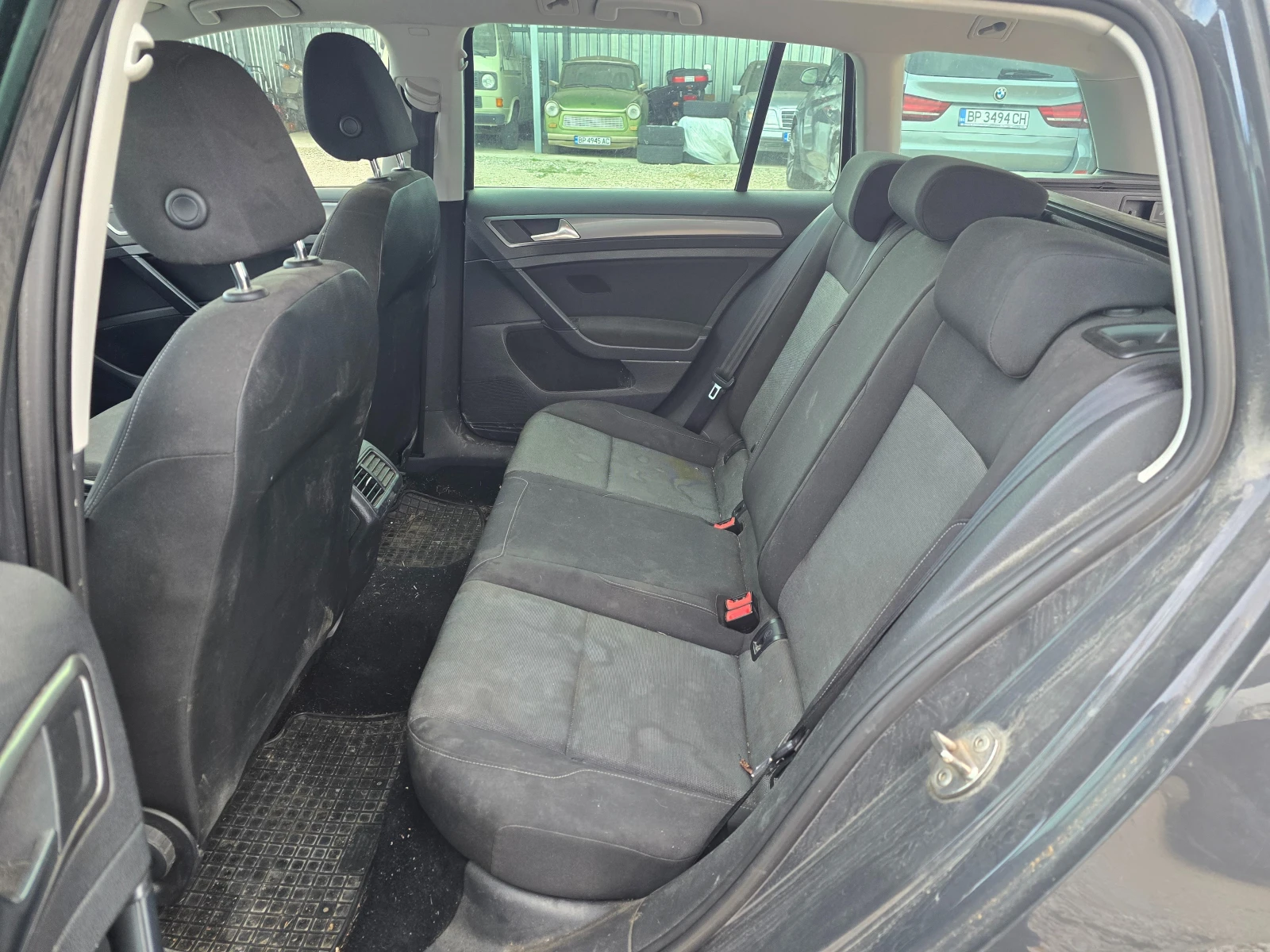 VW Golf 1.6TDI  EURO 5b ! !  | Mobile.bg   13