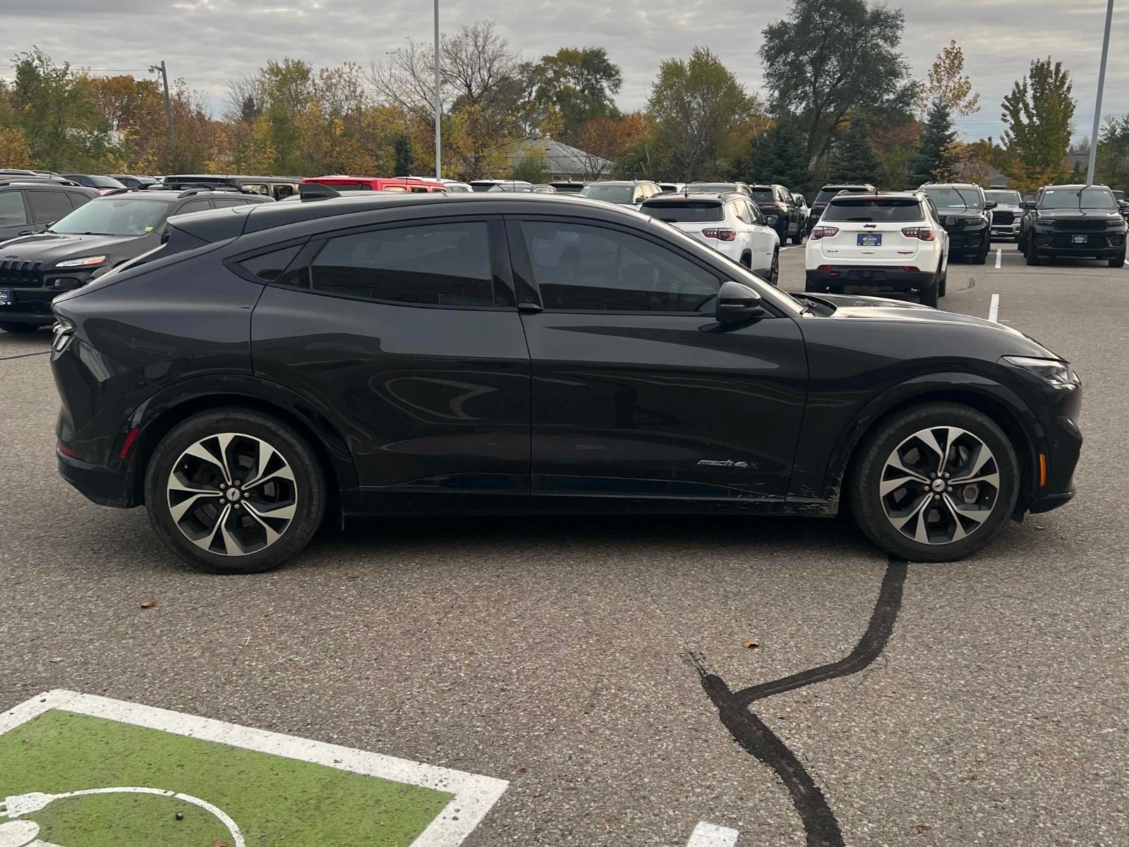 Ford Mustang Mach-E Premium CARFAX АВТО КРЕДИТ  - изображение 3