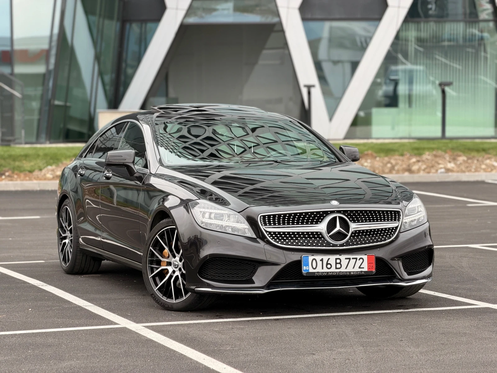 Mercedes-Benz CLS 350 -AMG-optic -������ ����� ������ 4500 ����  | Mobile.bg � ����������� 3